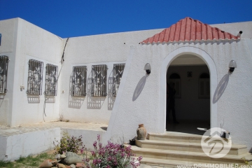  L 43 -  Sale  Furnished flat Djerba